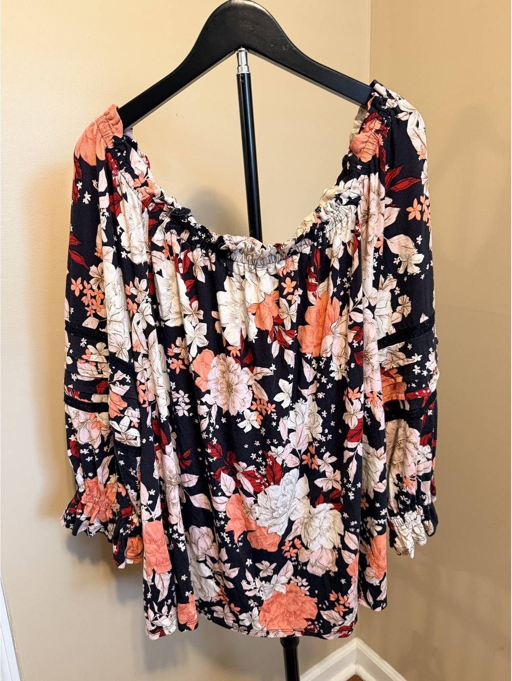 Lane Bryant Floral Smocked Off Shoulder Top Women’s Size 14/16